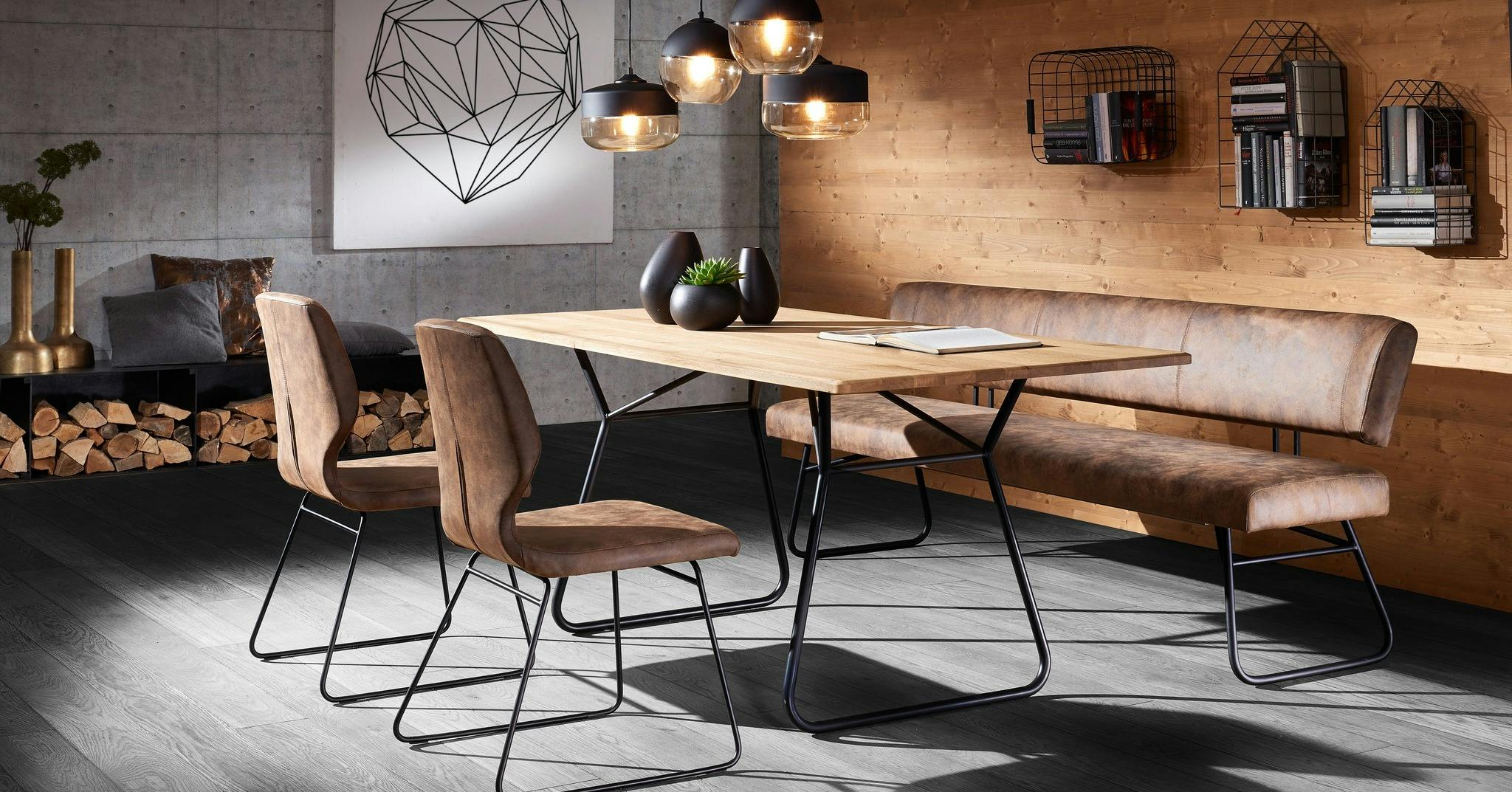 Moderne Esszimmermöbel aus Linz – Eleganz trifft Funktion